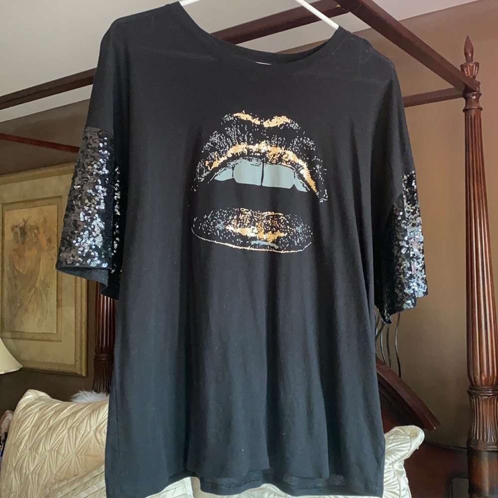 Express  black and sequin T-shirt.